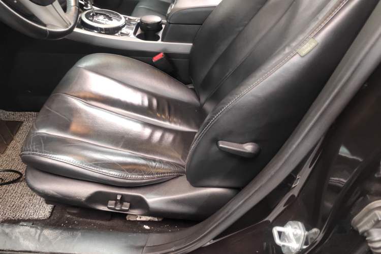 Used Mazda CX-7 2014 2.3T Smart All-Wheel-Drive Sport Edition Left Front Seat