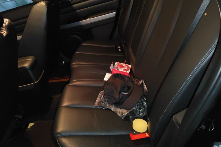 Used Mazda CX-7 2014 2.5L 2WD Luxury Edition Left Rear Seat