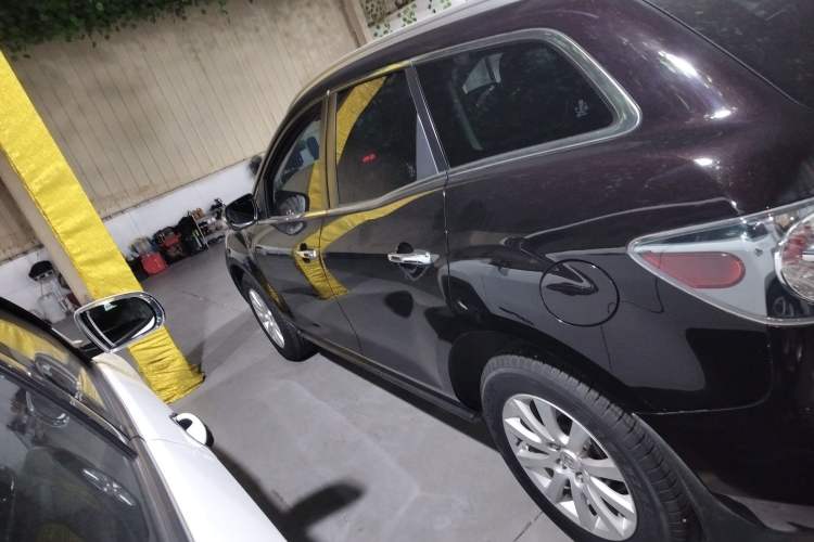 Used Mazda CX-7 2014 2.5L 2WD Luxury Edition Left Side