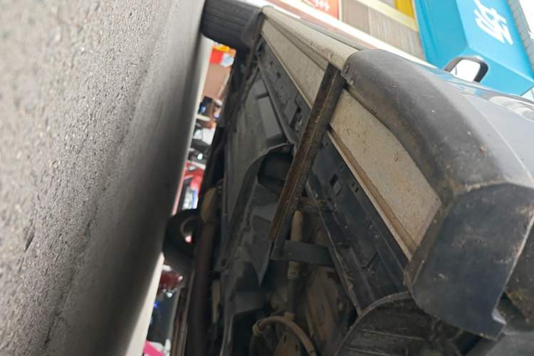 Used Mazda CX-7 2014 2.3T Smart All-Wheel-Drive Sport Edition Left Side Sill