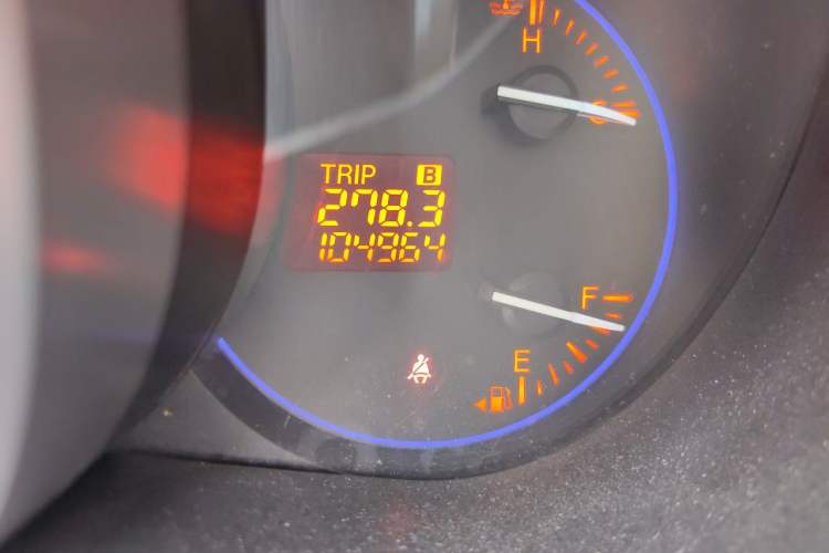 Used Mazda CX-7 2014 2.3T Smart All-Wheel Drive Supreme Edition Odometer Close Up