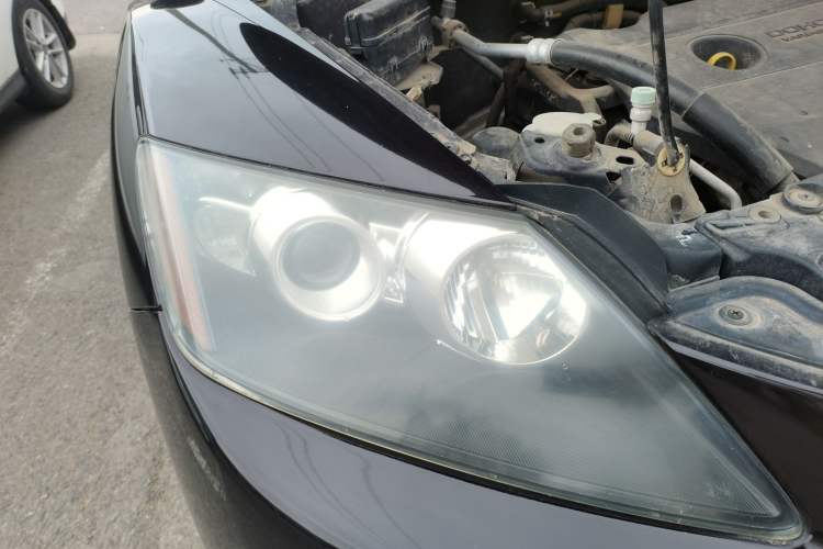 Used Mazda CX-7 2014 2.5L 2WD Fashion Edition Right Front Headlight