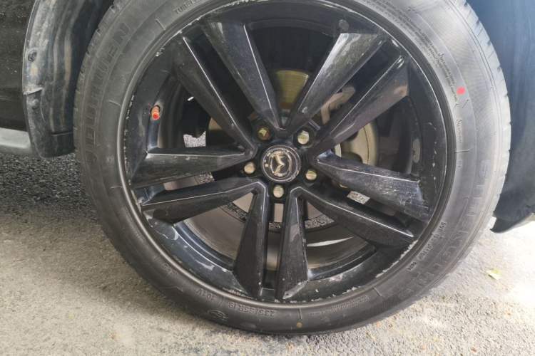Used Mazda CX-7 2014 2.5L 2WD Fashion Edition Right Front Wheel Hub