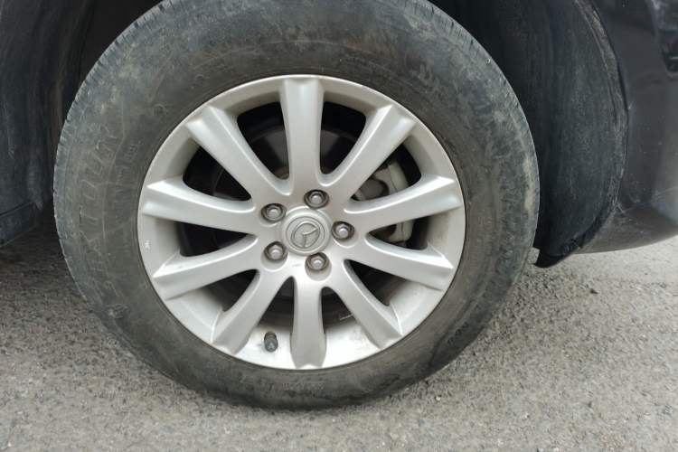 Used Mazda CX-7 2014 2.5L 2WD Fashion Edition Right Front Wheel Hub