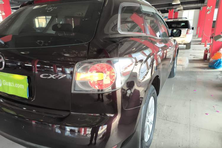 Used Mazda CX-7 2014 2.5L 2WD Fashion Edition Right Rear Taillight