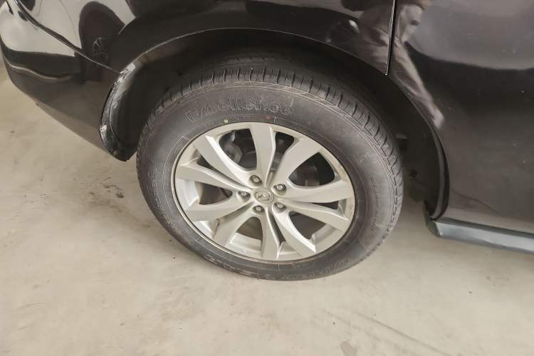 Used Mazda CX-7 2014 2.3T Smart All-Wheel Drive Supreme Edition Right Rear Wheel Hub