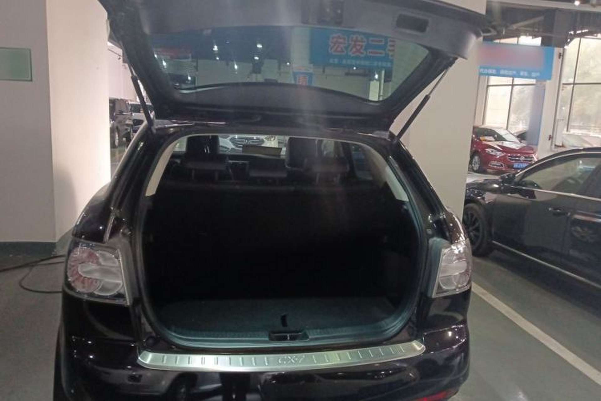 Used Mazda CX-7 2014 2.3T Smart All-Wheel-Drive Sport Edition Trunk