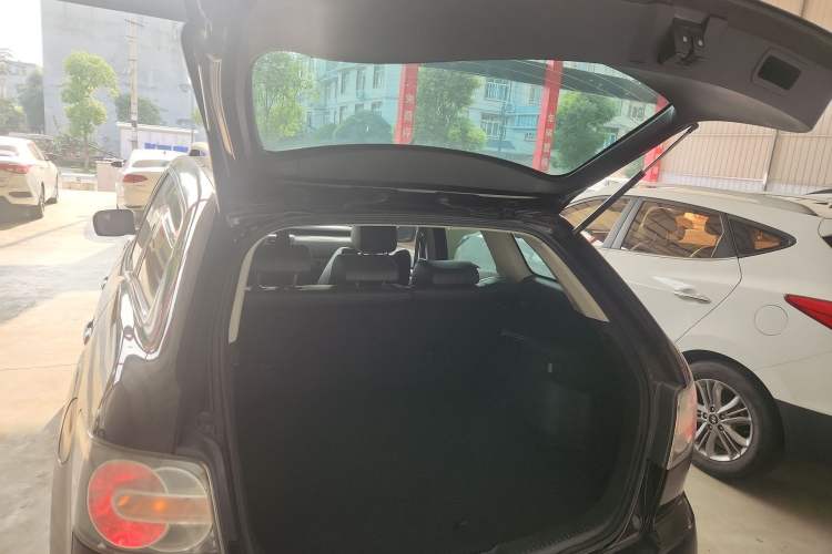 Used Mazda CX-7 2014 2.3T Smart All-Wheel Drive Supreme Edition Trunk
