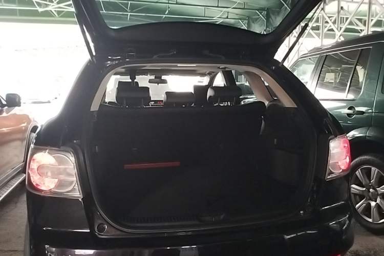 Used Mazda CX-7 2014 2.3T Smart All-Wheel Drive Supreme Edition Trunk