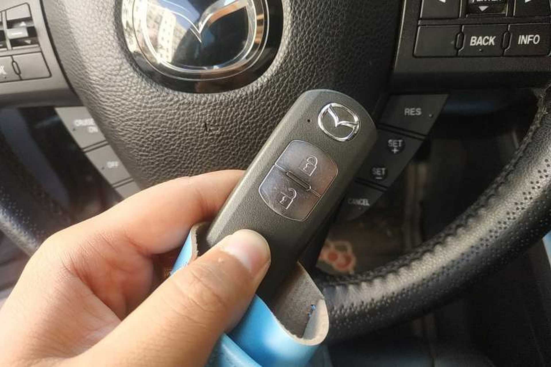 Used Mazda CX-7 2014 2.3T Smart All-Wheel-Drive Sport Edition Vehicle Key