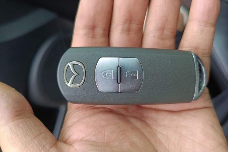 Used Mazda CX-7 2014 2.3T Smart All-Wheel-Drive Sport Edition Vehicle Key