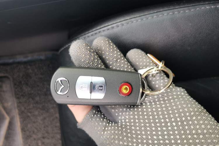 Used Mazda CX-7 2014 2.3T Smart All-Wheel Drive Supreme Edition Vehicle Key