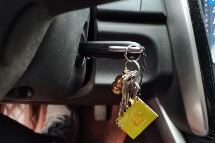 Used Mazda CX-7 2014 2.5L 2WD Fashion Edition Vehicle Key