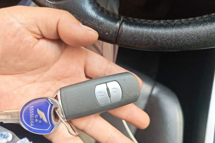 Used Mazda CX-7 2014 2.3T Smart All-Wheel Drive Supreme Edition Vehicle Key