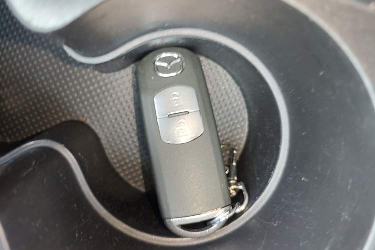 Used Mazda CX-7 2014 2.3T Smart All-Wheel-Drive Sport Edition Vehicle Key