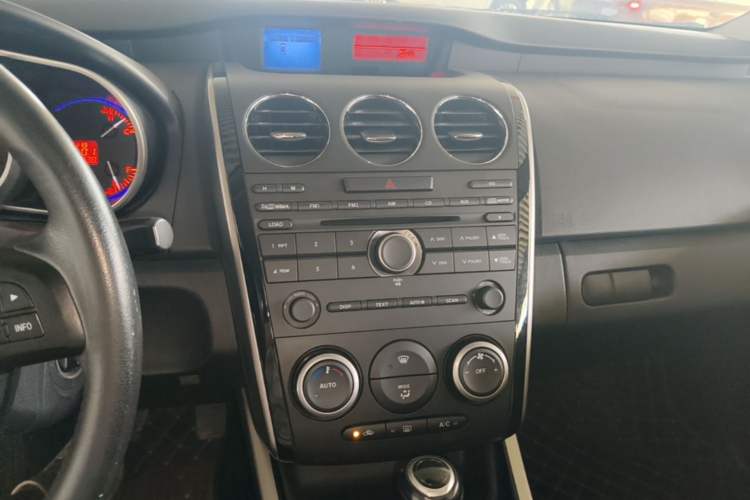 Used Mazda CX-7 2014 2.3T Smart All-Wheel Drive Supreme Edition Audio And AC Panel