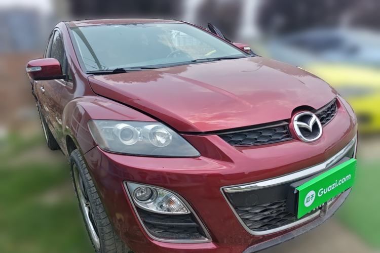 Used Mazda CX-7 2014 2.5L 2WD Luxury Edition Front Right 45 Deg