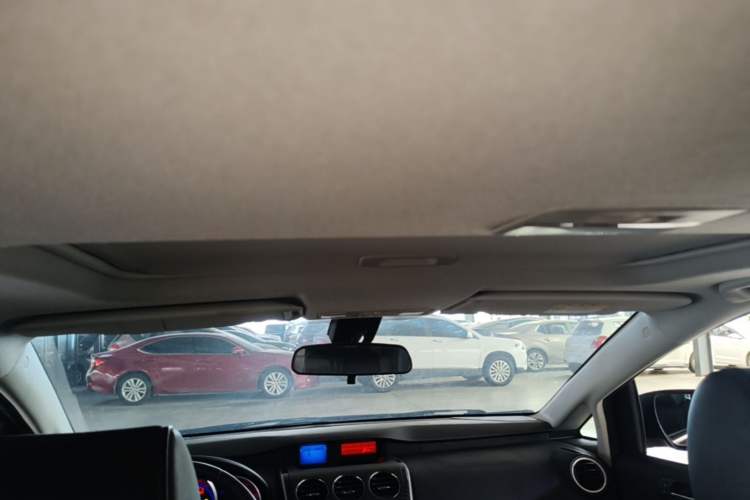 Used Mazda CX-7 2014 2.3T Smart All-Wheel Drive Supreme Edition Headliner