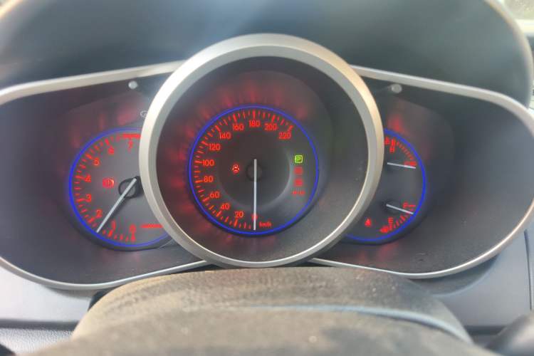 Used Mazda CX-7 2014 2.3T Smart All-Wheel Drive Supreme Edition Instrument Cluster