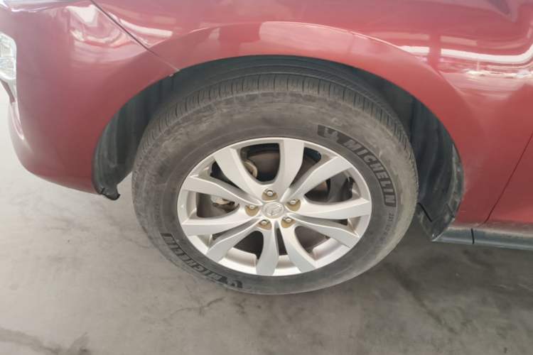 Used Mazda CX-7 2014 2.3T Smart All-Wheel Drive Supreme Edition Left Front Wheel Hub