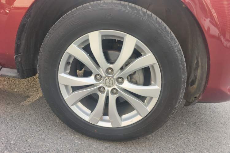 Used Mazda CX-7 2014 2.3T Smart All-Wheel Drive Supreme Edition Right Front Wheel Hub