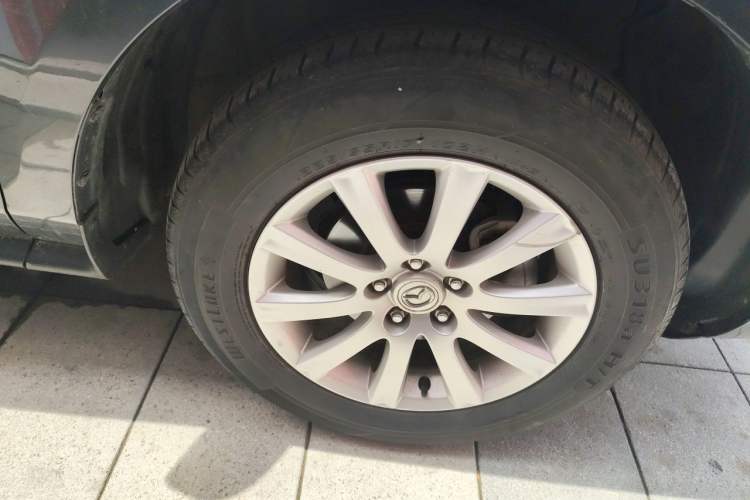Used Mazda CX-7 2014 2.5L 2WD Fashion Edition Right Front Wheel Hub