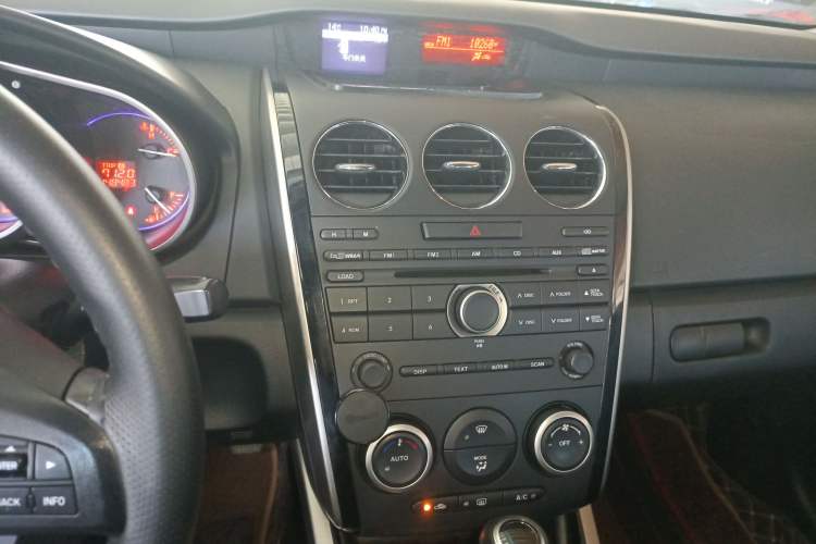Used Mazda CX-7 2014 2.5L 2WD Luxury Edition Audio And AC Panel