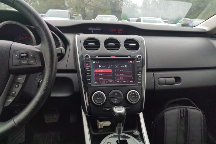 Used Mazda CX-7 2014 2.3T Smart All-Wheel-Drive Sport Edition Audio And AC Panel