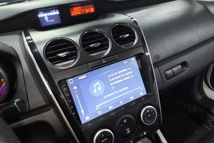 Used Mazda CX-7 2014 2.3T Smart All-Wheel-Drive Sport Edition Audio And AC Panel