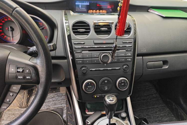 Used Mazda CX-7 2014 2.3T Smart All-Wheel-Drive Sport Edition Audio And AC Panel