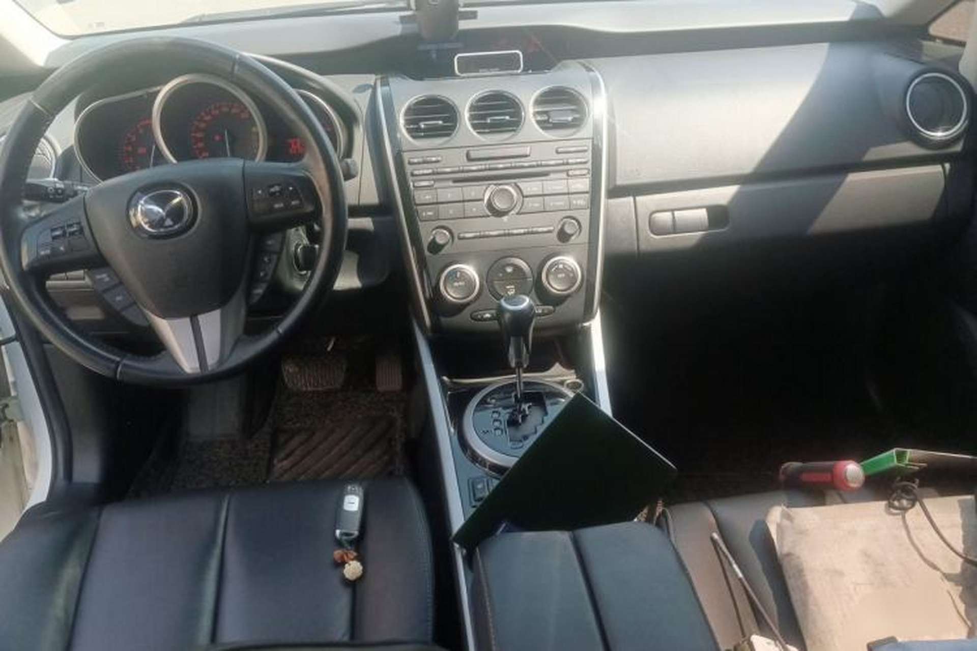 Used Mazda CX-7 2014 2.5L 2WD Luxury Edition Center Console