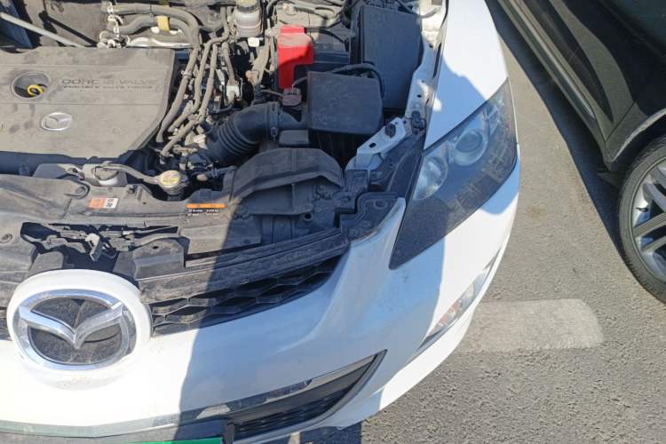 Used Mazda CX-7 2014 2.5L 2WD Luxury Edition Engine Bay Left