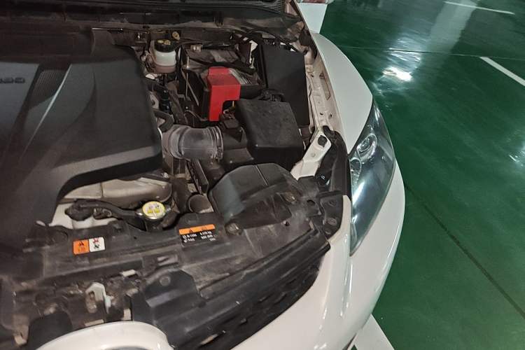 Used Mazda CX-7 2014 2.3T Smart All-Wheel-Drive Sport Edition Engine Bay Left