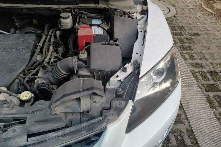 Used Mazda CX-7 2014 2.5L 2WD Fashion Edition Engine Bay Left