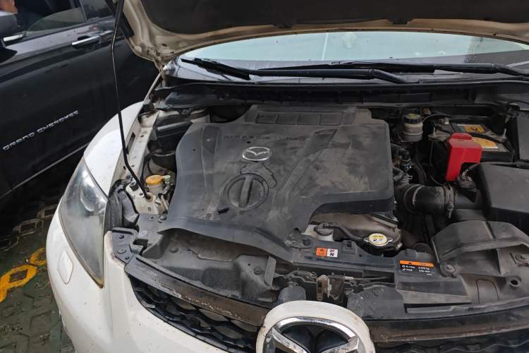 Used Mazda CX-7 2014 2.3T Smart All-Wheel Drive Supreme Edition Engine Bay Right