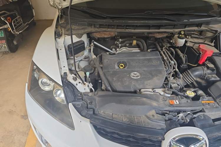 Used Mazda CX-7 2014 2.5L 2WD Luxury Edition Engine Bay Right