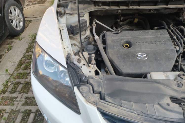 Used Mazda CX-7 2014 2.5L 2WD Fashion Edition Engine Bay Right