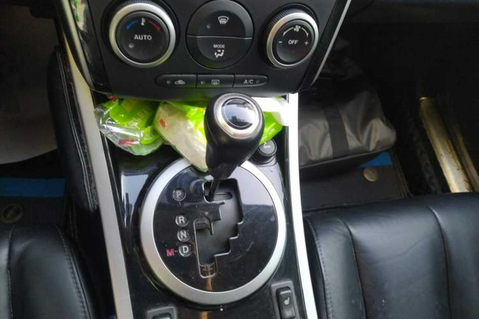 Used Mazda CX-7 2014 2.3T Smart All-Wheel Drive Supreme Edition Gear Lever