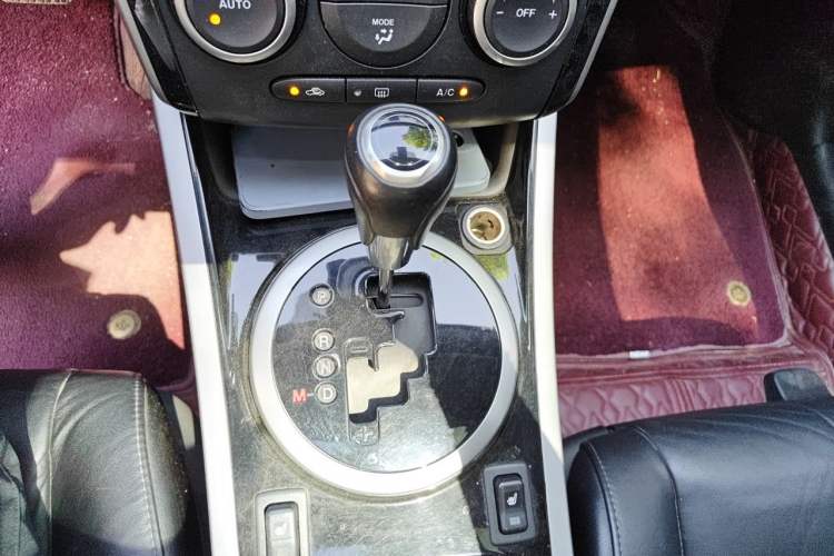 Used Mazda CX-7 2014 2.3T Smart All-Wheel Drive Supreme Edition Gear Lever