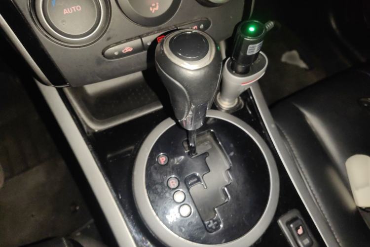 Used Mazda CX-7 2014 2.5L 2WD Premium Edition Gear Lever