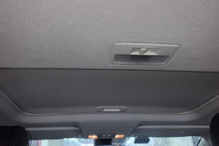 Used Mazda CX-7 2014 2.3T Smart All-Wheel Drive Supreme Edition Headliner
