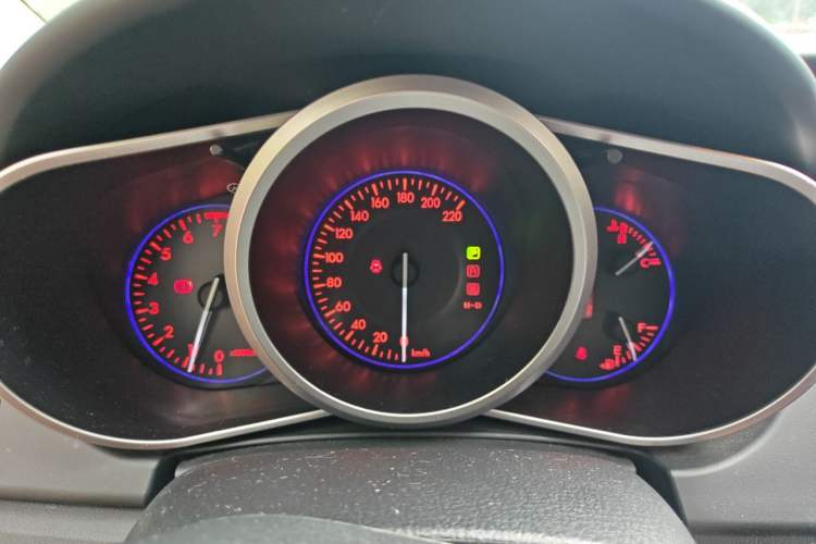 Used Mazda CX-7 2014 2.3T Smart All-Wheel-Drive Sport Edition Instrument Cluster