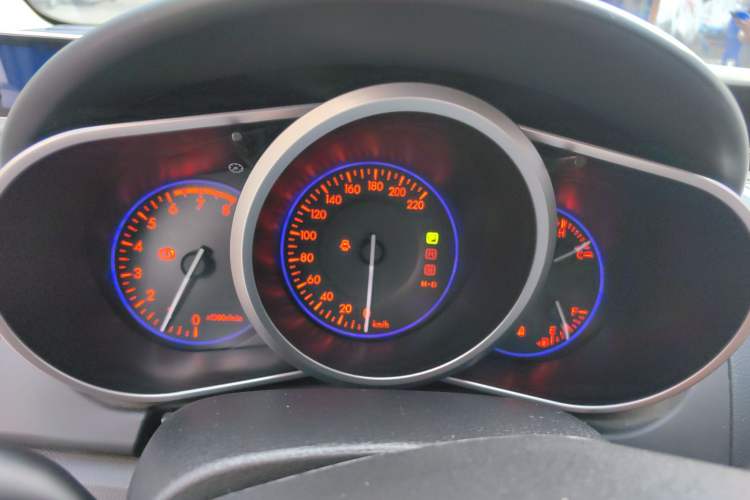 Used Mazda CX-7 2014 2.5L 2WD Premium Edition Instrument Cluster