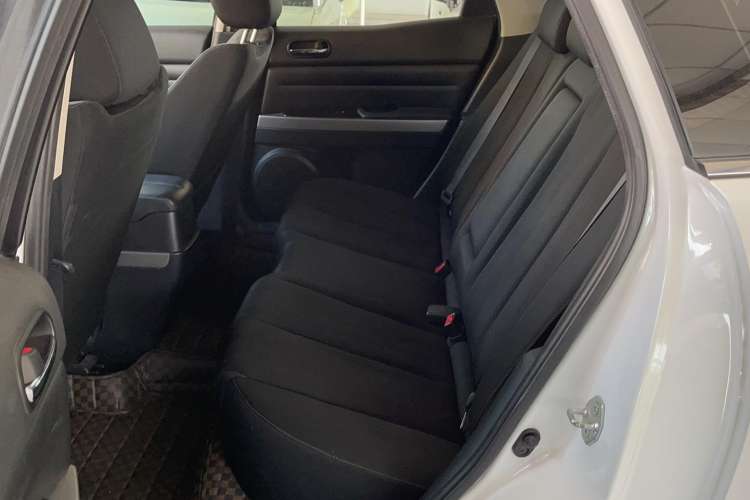 Used Mazda CX-7 2014 2.5L 2WD Fashion Edition Interior 1
