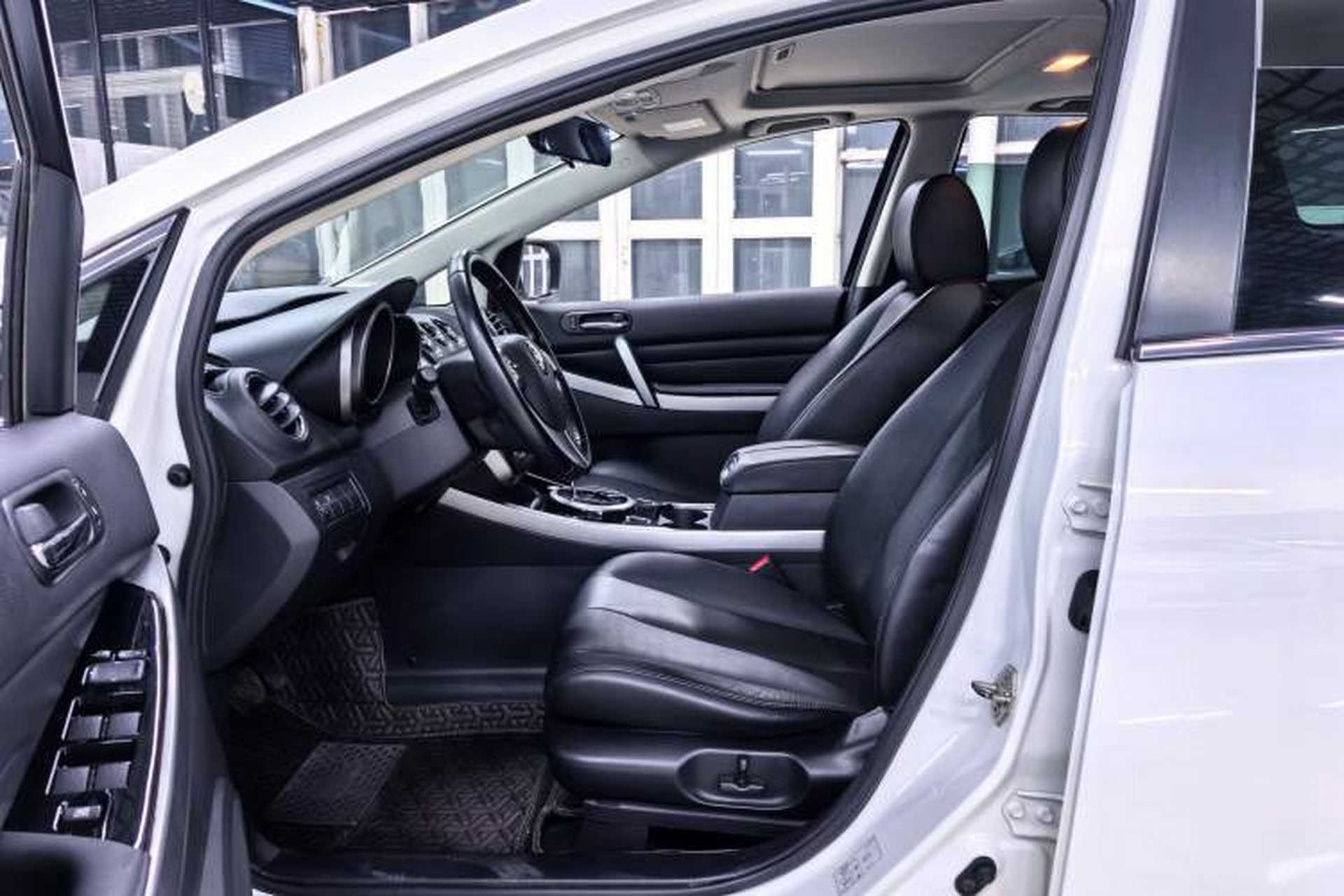 Used Mazda CX-7 2014 2.5L 2WD Luxury Edition Interior 1