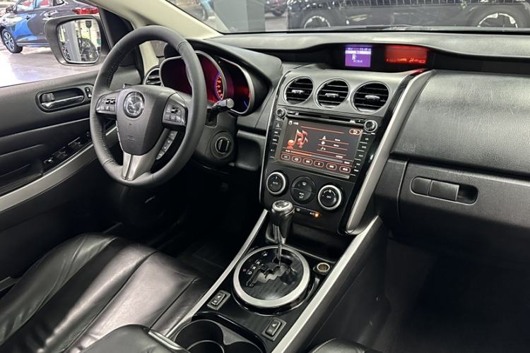 Used Mazda CX-7 2014 2.5L 2WD Premium Edition Interior 1