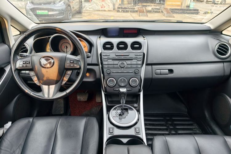 Used Mazda CX-7 2014 2.5L 2WD Luxury Edition Interior 2
