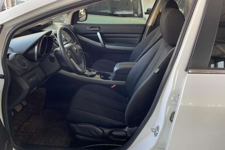 Used Mazda CX-7 2014 2.5L 2WD Fashion Edition Interior 2