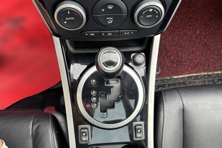 Used Mazda CX-7 2014 2.5L 2WD Luxury Edition Interior 4