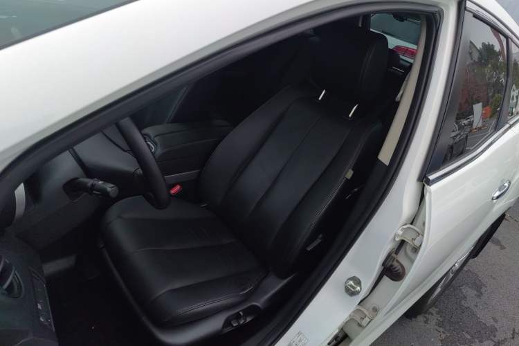 Used Mazda CX-7 2014 2.3T Smart All-Wheel-Drive Sport Edition Left Front Seat